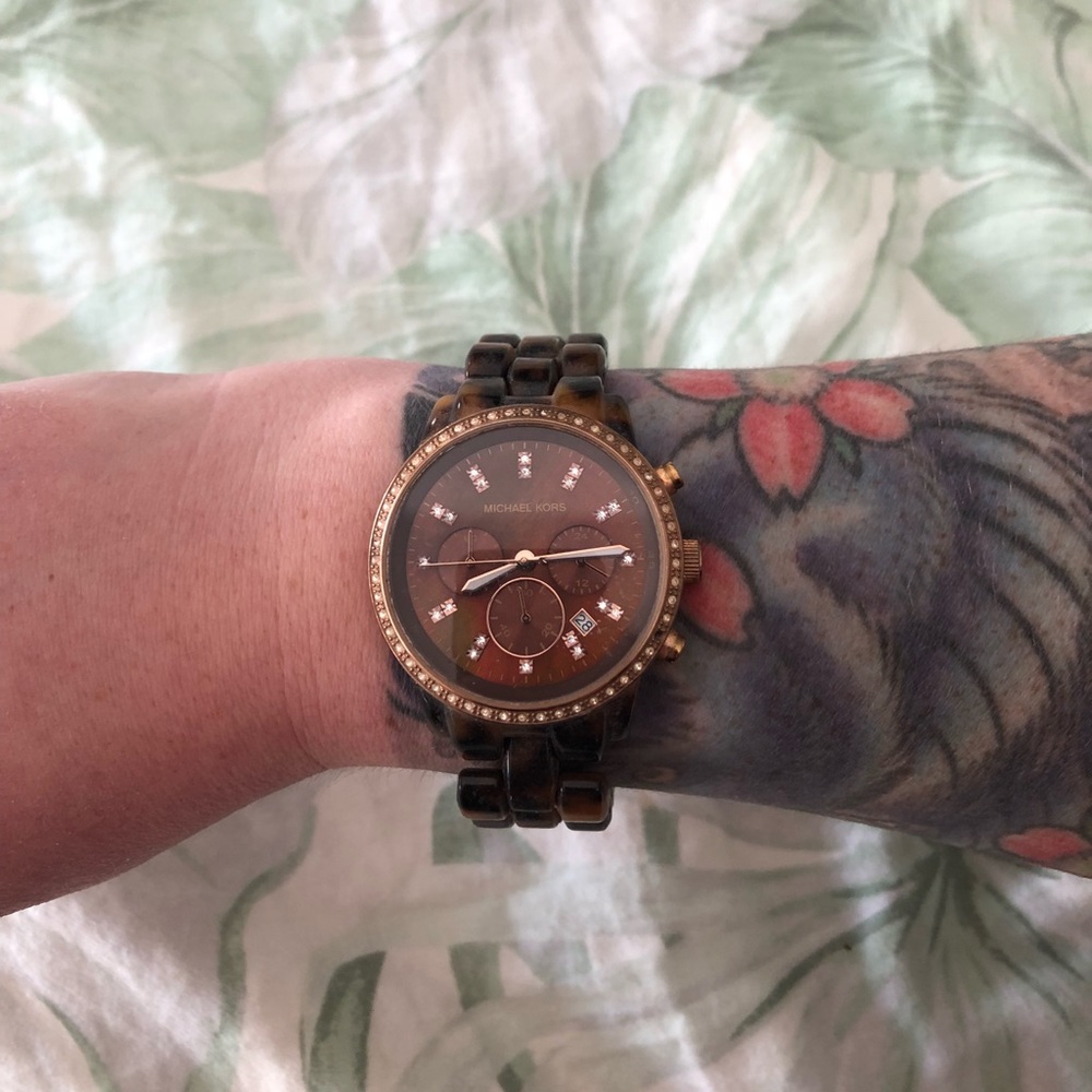 🐢⏱ Tortoise shell MK watch 🐢⏱